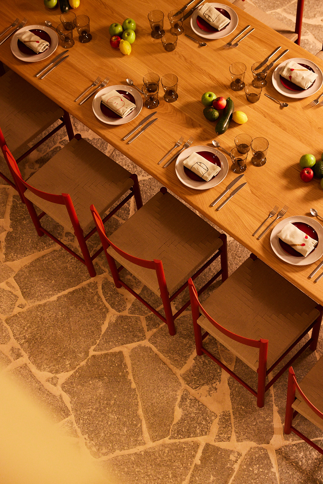 Maison Oscar — gedekte tafel